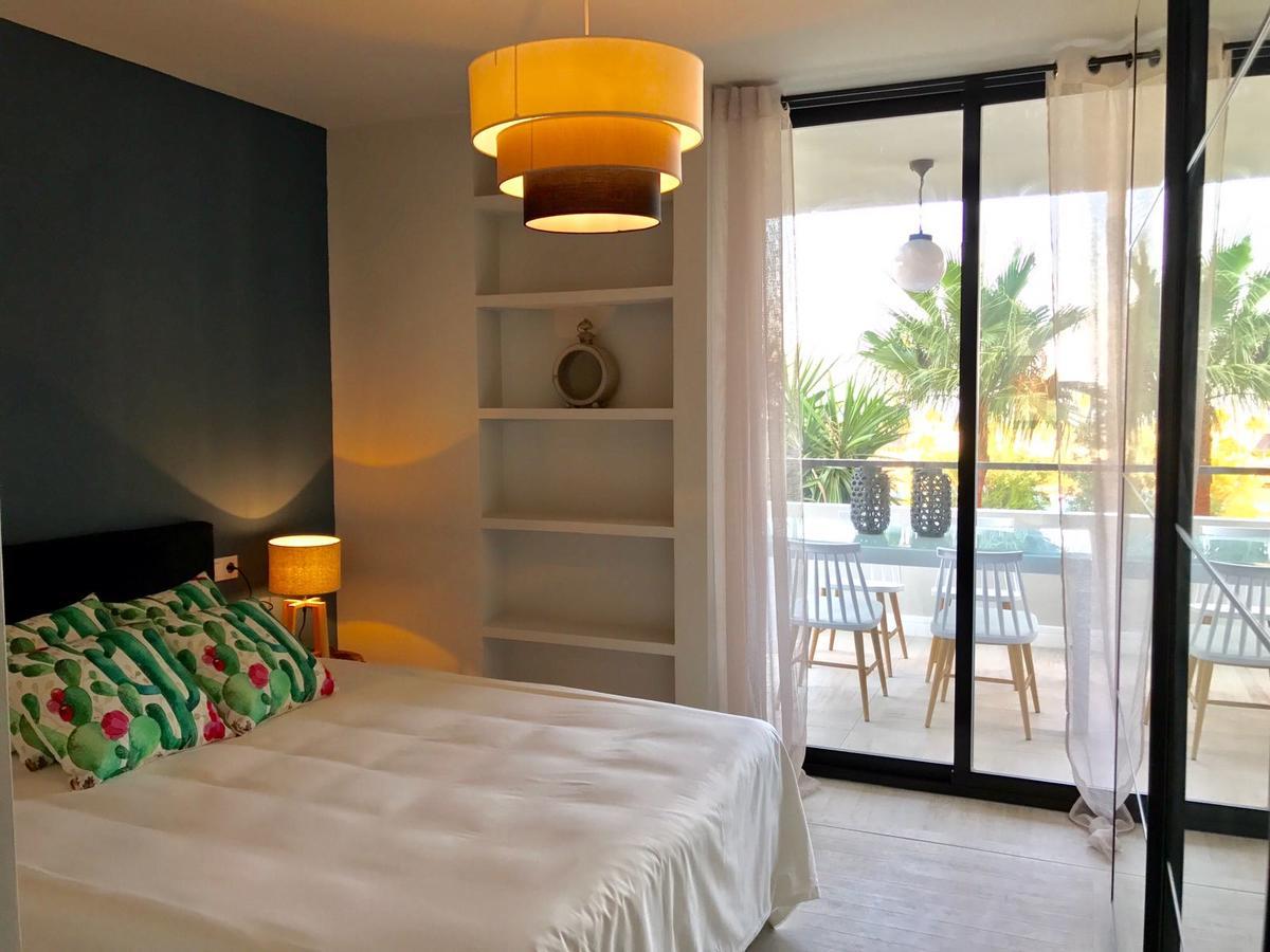 Luxury House 110 M2 On The Beach, Pool, Parking Торремолинос Экстерьер фото