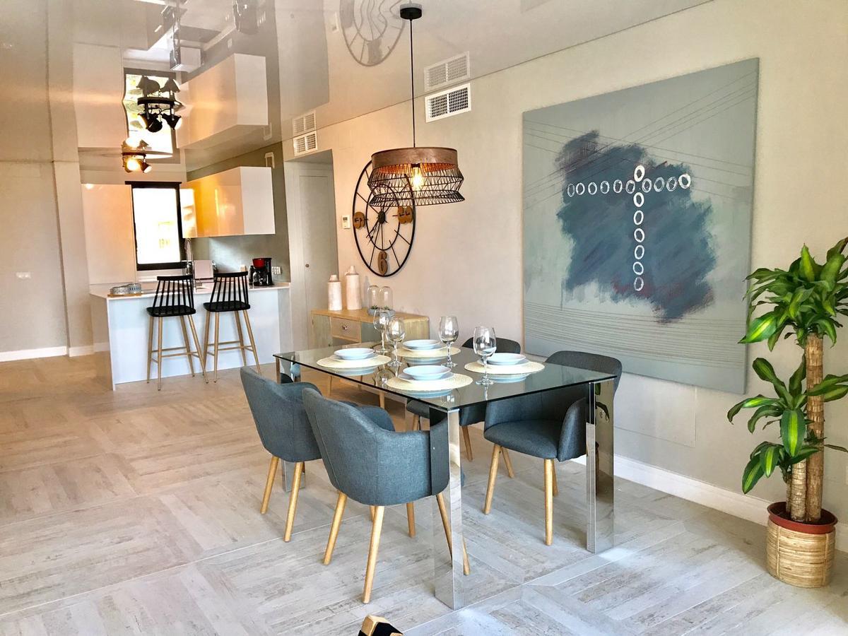 Luxury House 110 M2 On The Beach, Pool, Parking Торремолинос Экстерьер фото
