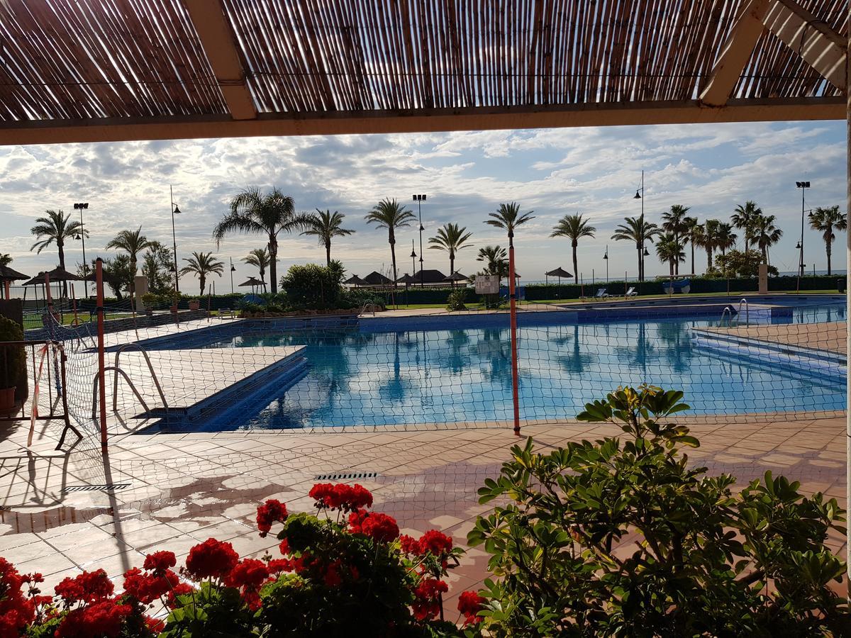 Luxury House 110 M2 On The Beach, Pool, Parking Торремолинос Экстерьер фото