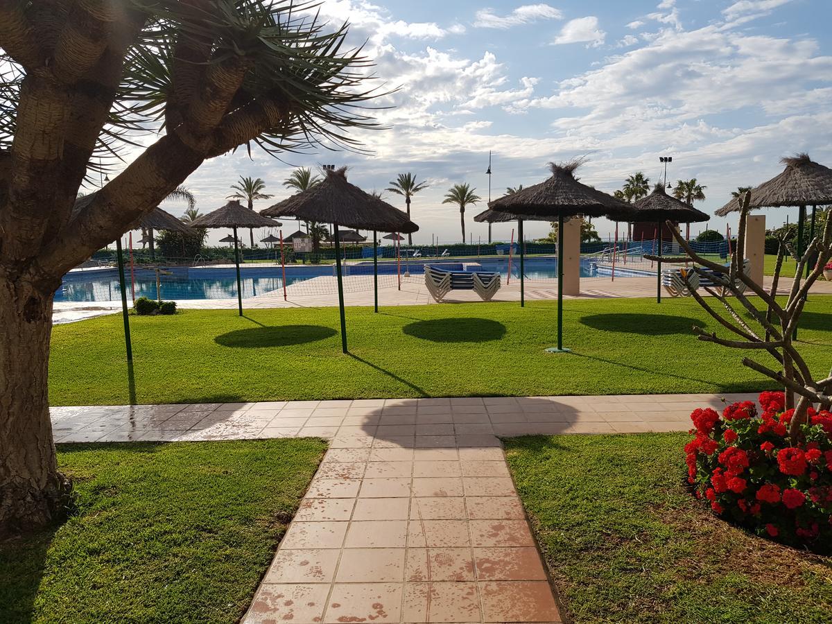 Luxury House 110 M2 On The Beach, Pool, Parking Торремолинос Экстерьер фото